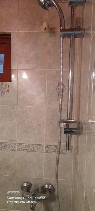 Pequena Casa De Troncos, Detras De Casa Principal No Trabajo Con Tarjeta De Credito Puerto Madryn Extérieur photo